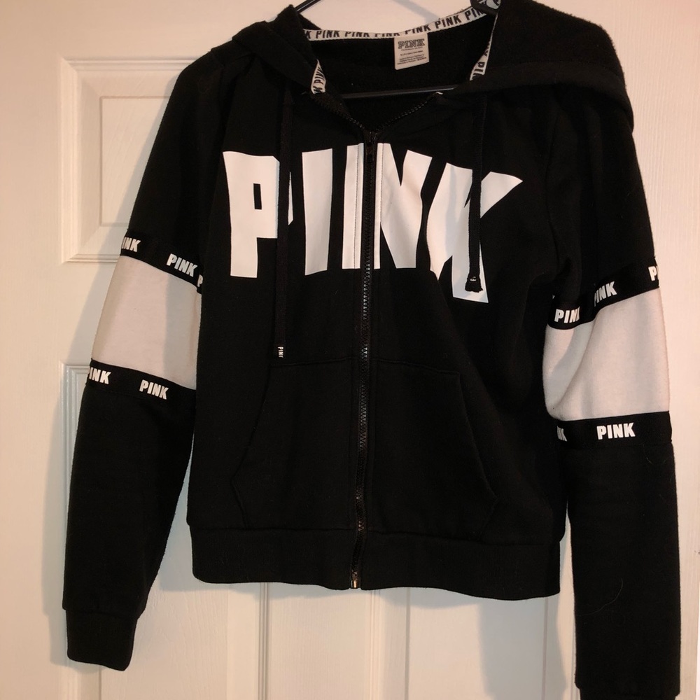 VS PINK SWEAT SUIT